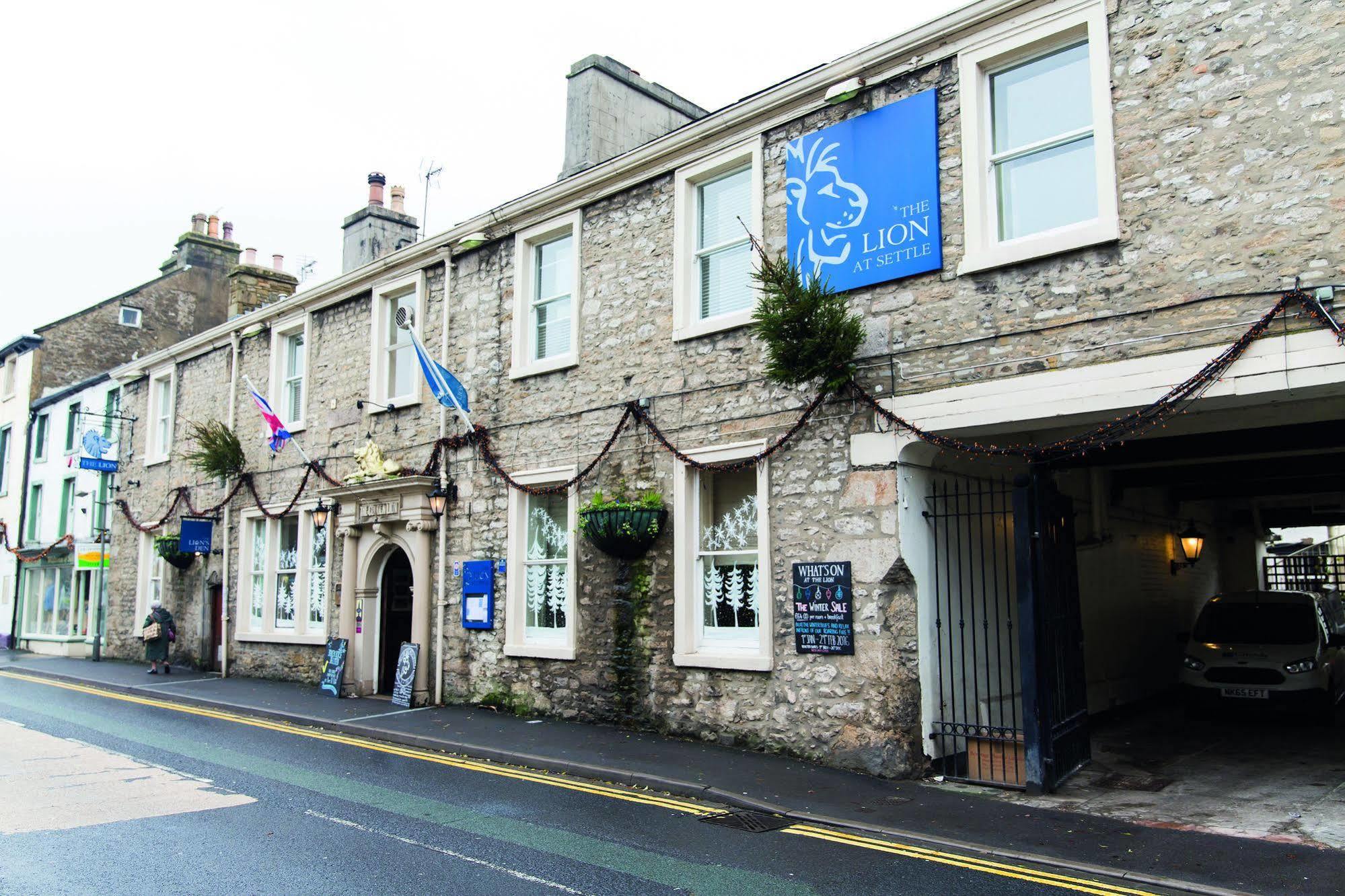 Hotel The Golden Lion At Settle Exteriér fotografie